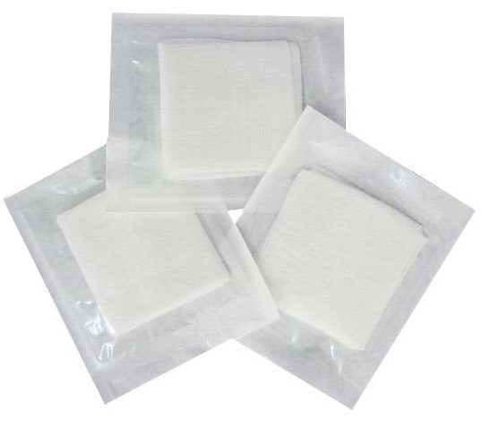 Tampon steril nețesut 4W 7.5*7.5cm 2 buc în blister